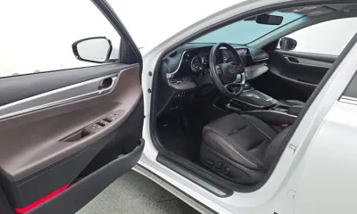 Hyundai Grandeur 2023, 29788 км, за 15287.55 USD - фото 10