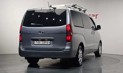 Hyundai Starex 2017, 137658 км, за 9382.23 USD
