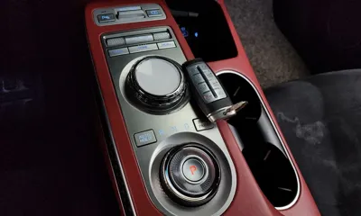Genesis GV70 2022, 106641 км, за 21662.07 USD - фото 9