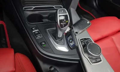 BMW 3-Series 2018, 35619 км, за 17781.61 USD - фото 9