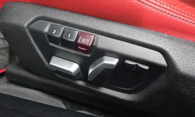 BMW 3-Series 2018, 35619 км, за 17781.61 USD - фото 28