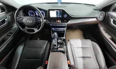 Hyundai Grandeur 2018, 107842 км, за 9846.4 USD - фото 7