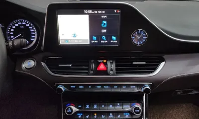 Hyundai Grandeur 2018, 107842 км, за 9846.4 USD - фото 12