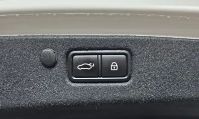 Hyundai Grandeur 2022, 50198 км, за 17526.59 USD - фото 20
