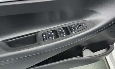 Hyundai Grandeur 2022, 50198 км, за 17526.59 USD - фото 30