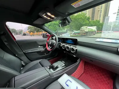 Mercedes-Benz A-Class 2021, 68000 км, за 12948.54 USD