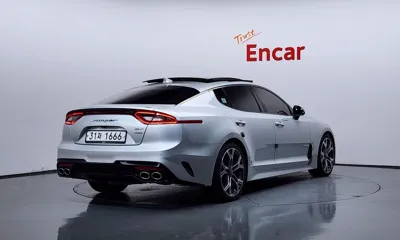 Kia Stinger 2018, 121715 км, за 8526.98 USD