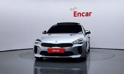 Kia Stinger 2018, 121715 км, за 8526.98 USD