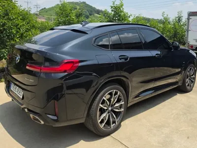 BMW X4 2025, 22042 км, за 44366.42 USD