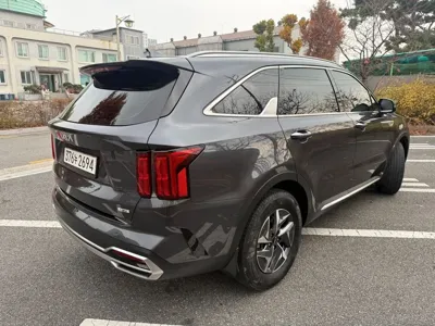 Kia Sorento 2023, 35700 км, за 24303.72 USD