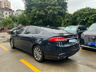 Ford Mondeo 2018, 130000 км, за 8534.27 USD