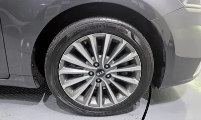 Kia K7 2017, 209831 км, за 3633.96 USD
