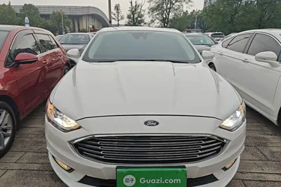 Ford Mondeo 2017, 72700 км, за 8606 USD