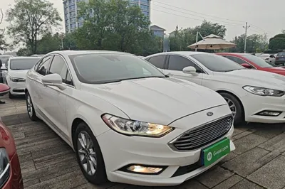 Ford Mondeo 2017, 72700 км, за 8606 USD