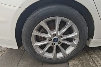 Ford Mondeo 2017, 72700 км, за 8606 USD - фото 11
