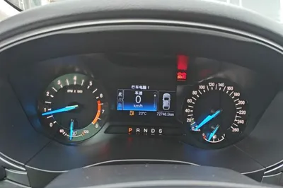 Ford Mondeo 2017, 72700 км, за 8606 USD - фото 14