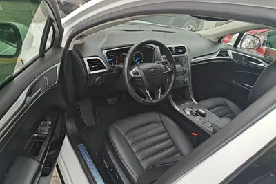 Ford Mondeo 2017, 72700 км, за 8606 USD - фото 18