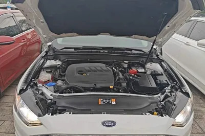 Ford Mondeo 2017, 72700 км, за 8606 USD - фото 24