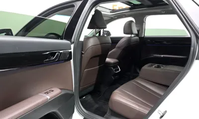 Hyundai Grandeur 2023, 67832 км, за 17263.85 USD - фото 11