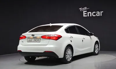 Kia K3 2015, 142976 км, за 2593.77 USD