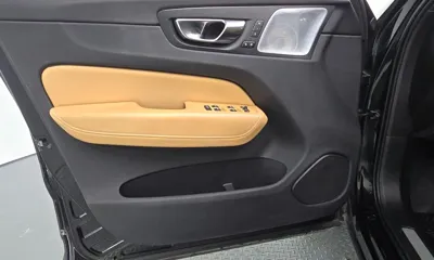 Volvo XC60 2019, 116933 км, за 17001.44 USD - фото 24