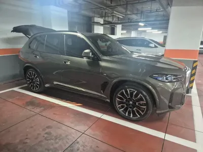 BMW X5 2026, 1800 км, за 88247.02 USD