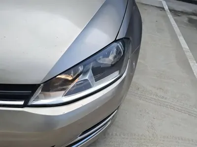 Volkswagen Golf 2015, 105100 км, за 6188.39 USD