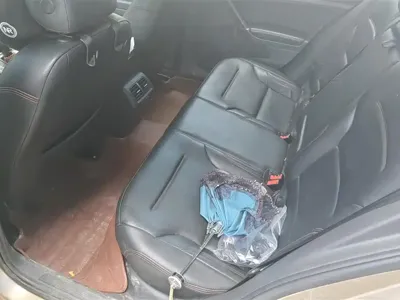 Volkswagen Golf 2015, 105100 км, за 6132.74 USD - фото 11