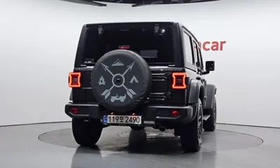 Jeep Wrangler 2024, 13223 км, за 35033.08 USD