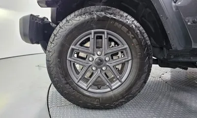 Jeep Wrangler 2024, 13223 км, за 35033.08 USD