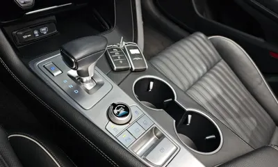 Genesis G70 2018, 70480 км, за 11435.76 USD - фото 9