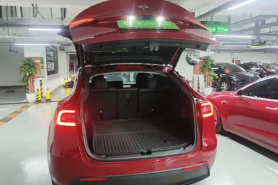 Tesla Model Y 2022, 17800 км, за 29883 USD - фото 27