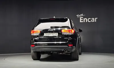 Jeep Cherokee 2019, 82890 км, за 11205.22 USD
