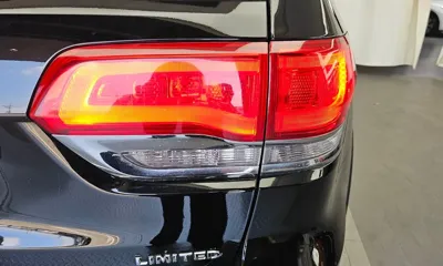 Jeep Cherokee 2019, 82890 км, за 11205.22 USD - фото 23