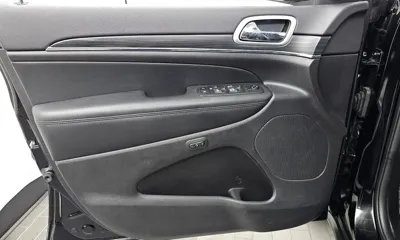 Jeep Cherokee 2019, 82890 км, за 11205.22 USD - фото 24