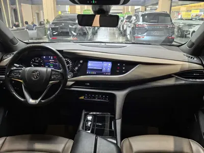 Buick Enclave 2022, 51000 км, за 20305.67 USD - фото 7