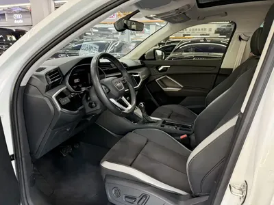Audi Q3 2022, 36000 км, за 24647.78 USD