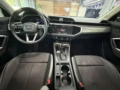 Audi Q3 2022, 36000 км, за 24647.78 USD