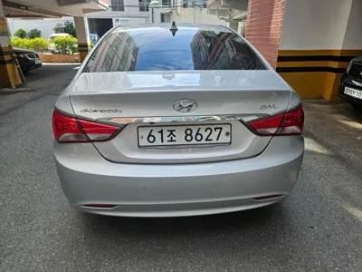 Hyundai Sonata 2013, 120016 км, за 2637.5 USD