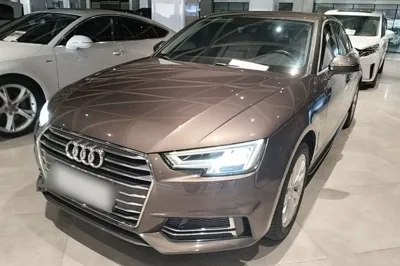 Audi A4L · 2018 год