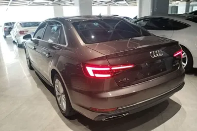 Audi A4L 2018, 57300 км, за 17437 USD
