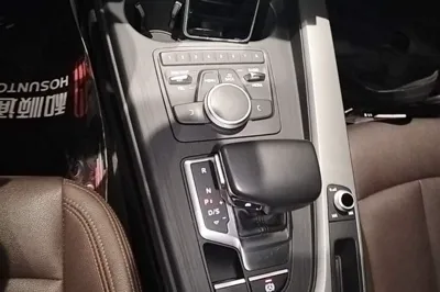 Audi A4L 2018, 57300 км, за 17437 USD - фото 16