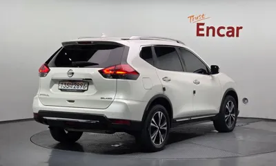 Nissan X-Trail 2018, 123512 км, за 8794.79 USD