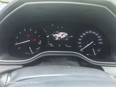 Toyota Avalon 2021, 11000 км, за 15405.82 USD
