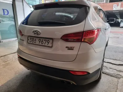 Hyundai Santafe 2013, 168700 км, за 5860.52 USD