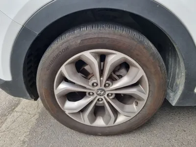 Hyundai Santafe 2013, 168700 км, за 5860.52 USD