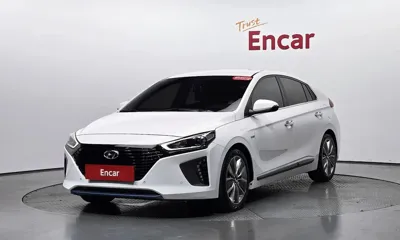 Hyundai Ioniq 2016, 134336 км, за 7618.67 USD - фото 11