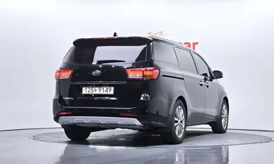 Kia Canival 2017, 172028 км, за 5579.62 USD