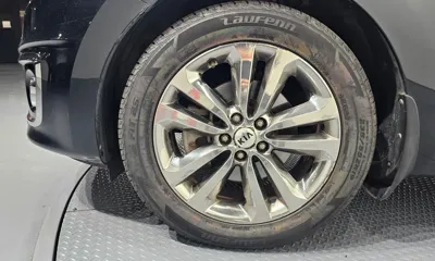 Kia Canival 2017, 172028 км, за 5579.62 USD