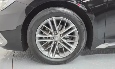 Hyundai Grandeur 2019, 76380 км, за 10708.63 USD